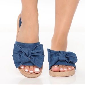 Fashion Nova Jean bow slides